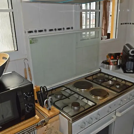 Floor With Balcony In شقة فونشال