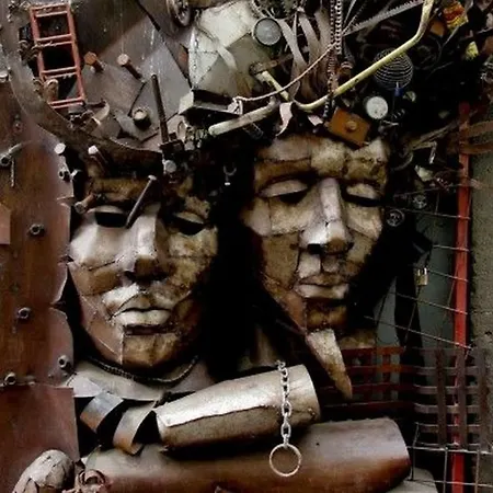 Floor With Balcony In شقة