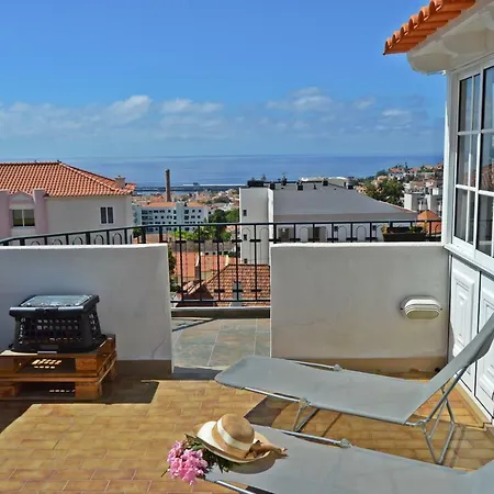 شقة Floor With Balcony In *